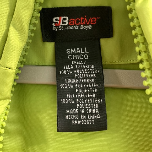 NWOT St. John’s Bay Puff Vest - Picture 2 of 4